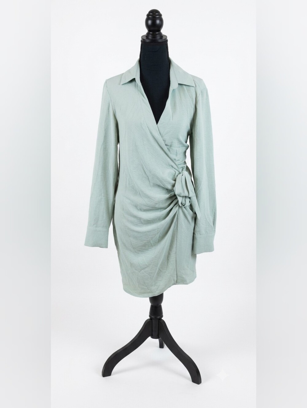 Calvin Klein Soft Sage Green Tie Front Wrap Shirt Dress Size Medium